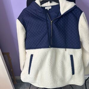 Bearpaw Women’s Navy and Cream Quilted Sherpa Hoodie